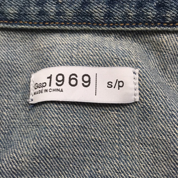 GAP 1969 Denim Vest - Picture 2 of 3